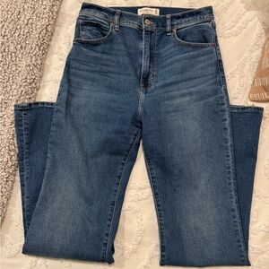 Abercrombie and Fitch Ultra High Rise Stretch Flare Jean Size 10L / 30